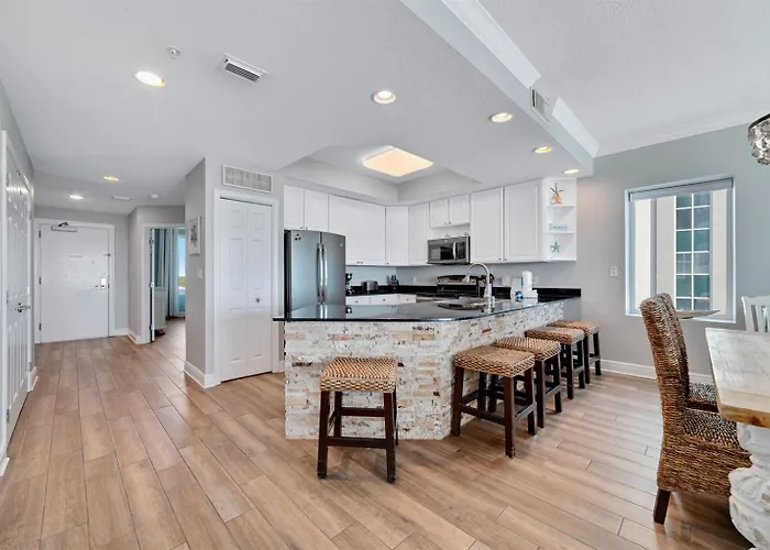 Apartment San Carlos 501-high-end Luxury-beachfront-2 Free Chairs Wumbrella