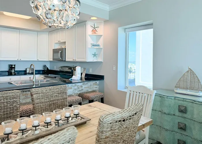 Apartment San Carlos 501-high-end Luxury-beachfront-2 Free Chairs Wumbrella *
