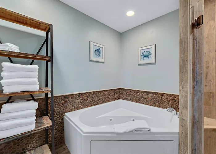 Apartment San Carlos 501-high-end Luxury-beachfront-2 Free Chairs Wumbrella Gulf Shores